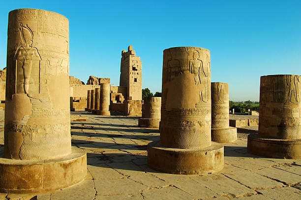 Middle Egypt: Tell El Amarna and Beni Hassan from Cairo