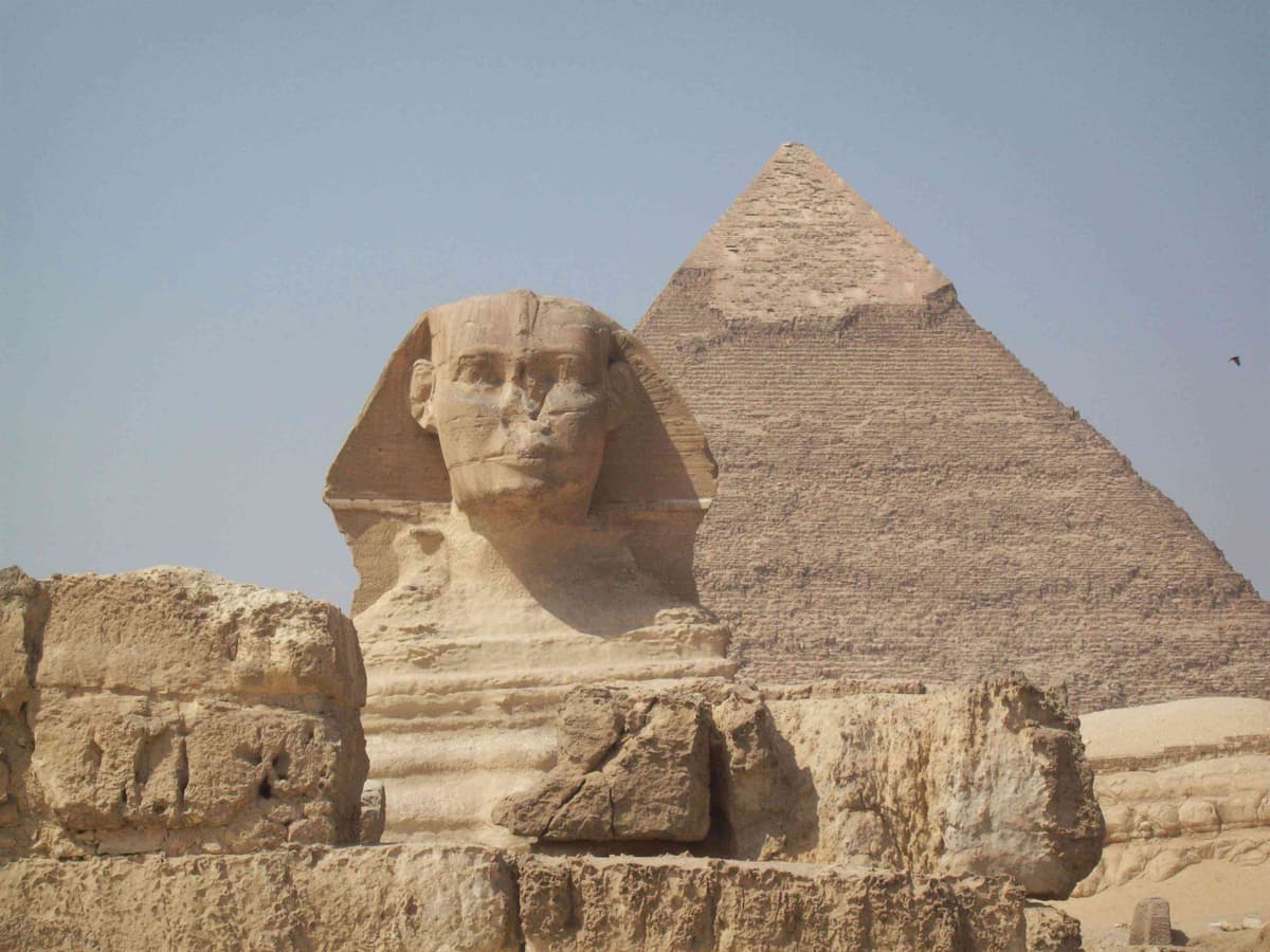 Giza Pyramids and Egyptian Museum – Transportation Only