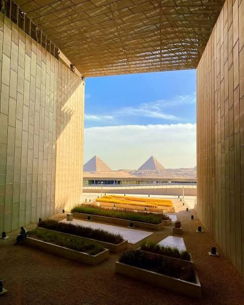 Giza Pyramids & Grand Egyptian Museum Private Day Tour